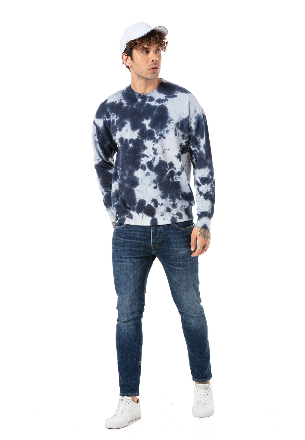 Oversized Batik Sweatshirt