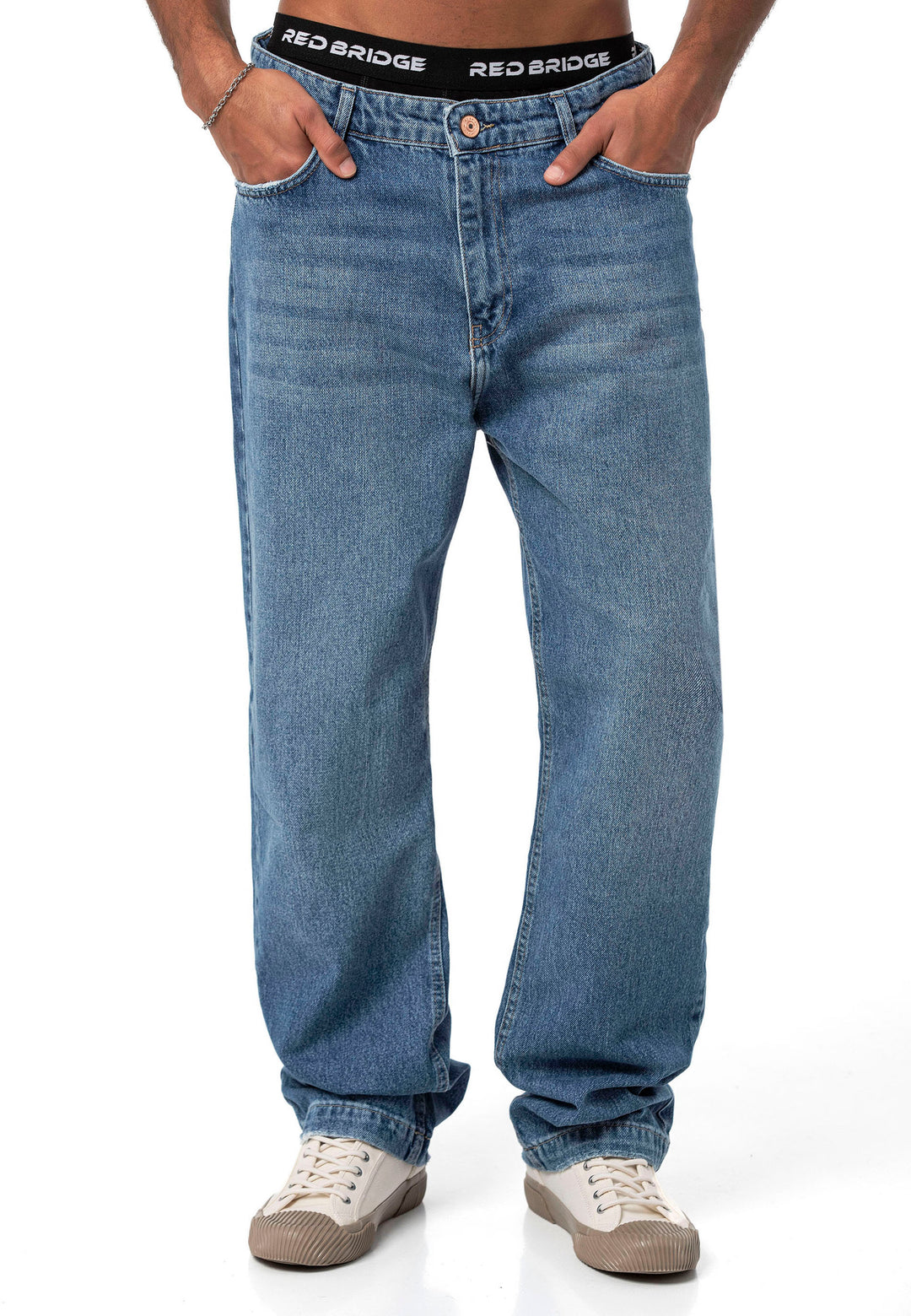 Relaxed Fit Jeans