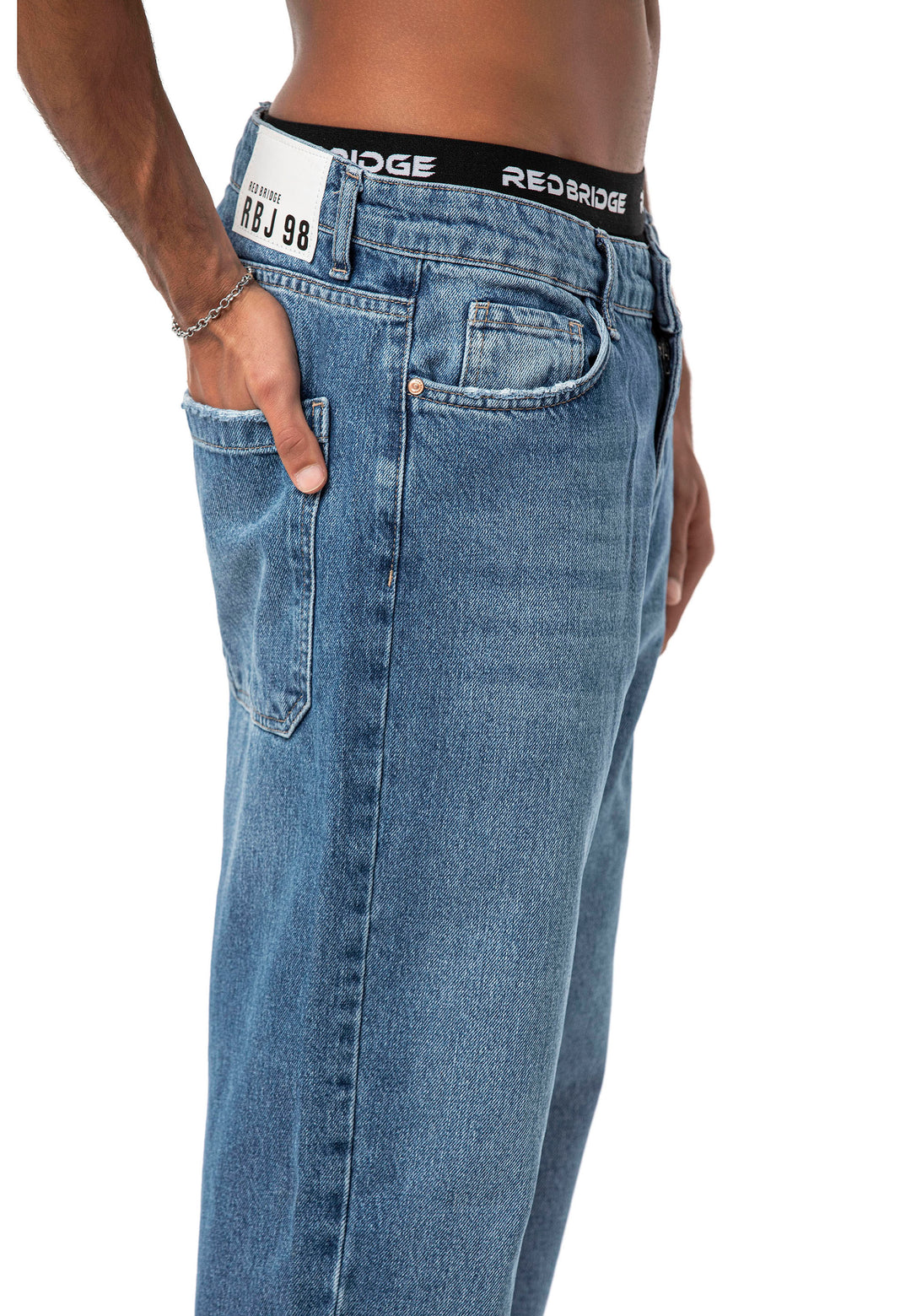 Relaxed Fit Jeans