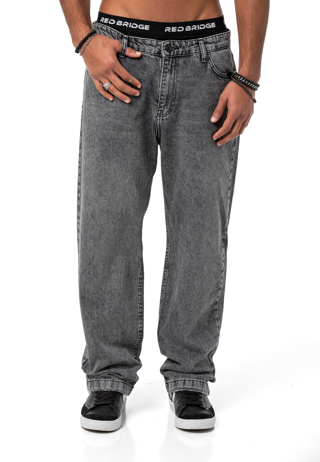 Relaxed Fit Jeans