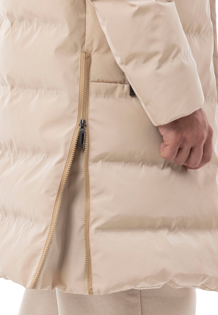 Langer Puffer Mantel