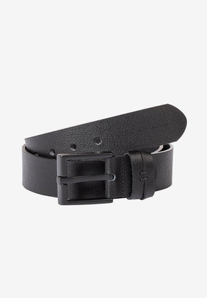 Black-Buckle